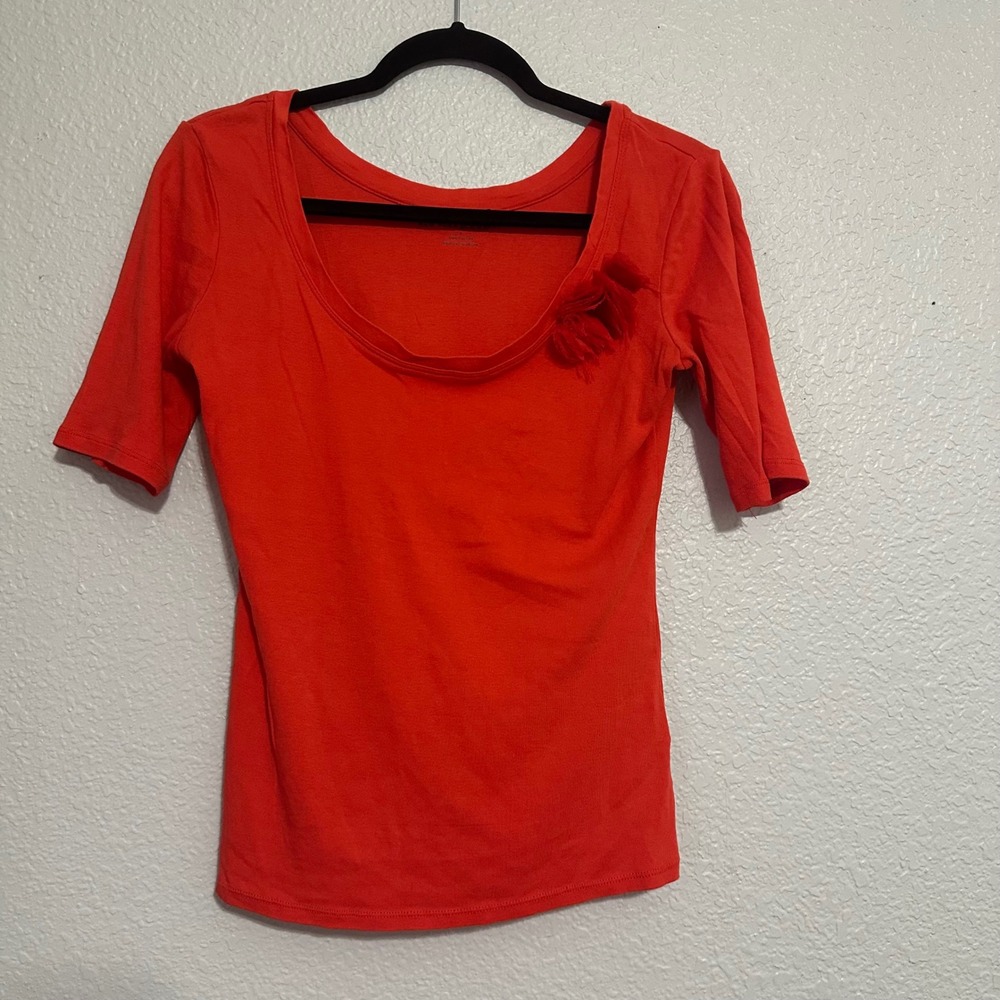 New York & Company Orange Red Cotton Scoop Neck Rosette Elbow Sleeve Top S